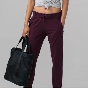 On The Fly Jogger size 10 EUC